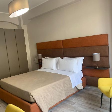 Tripepi Suites Reggio di Calabria Exterior foto