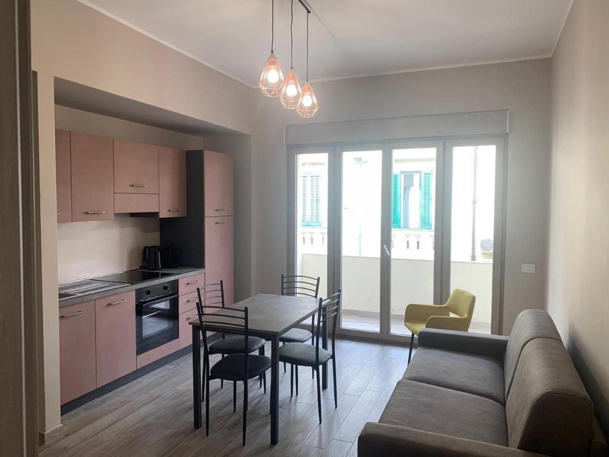 Tripepi Suites Reggio di Calabria Exterior foto